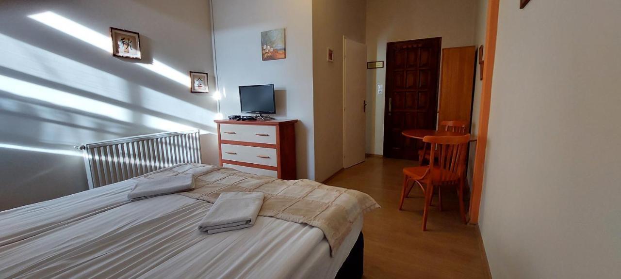 Bed and Breakfast Forras Fogado Бюкксек Экстерьер фото