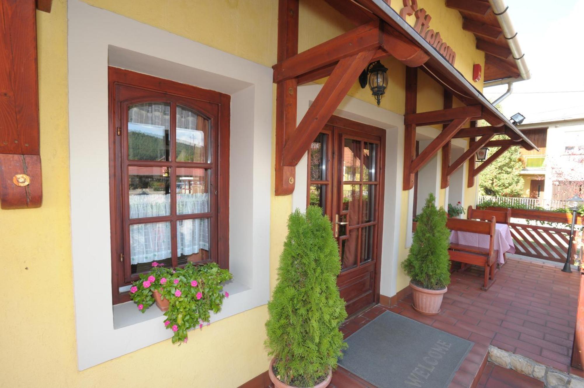 Bed and Breakfast Forras Fogado Бюкксек Экстерьер фото